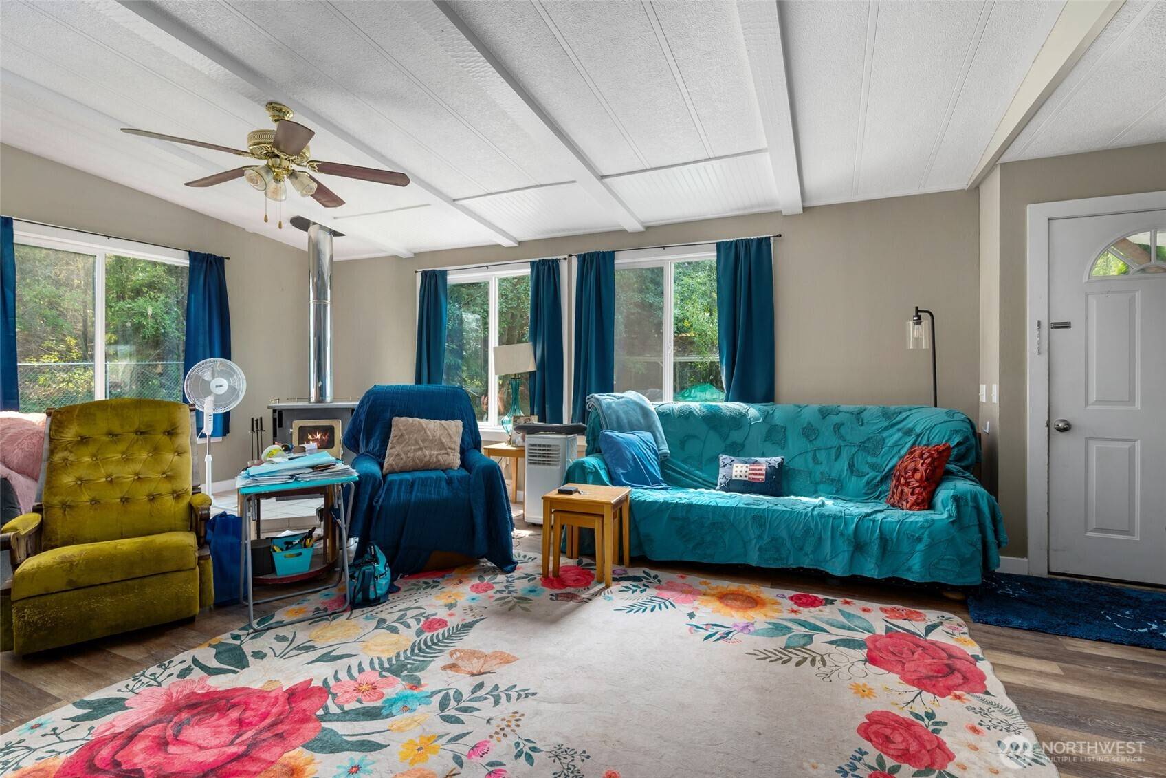 803 Hazzle CT, Coupeville, WA 98239