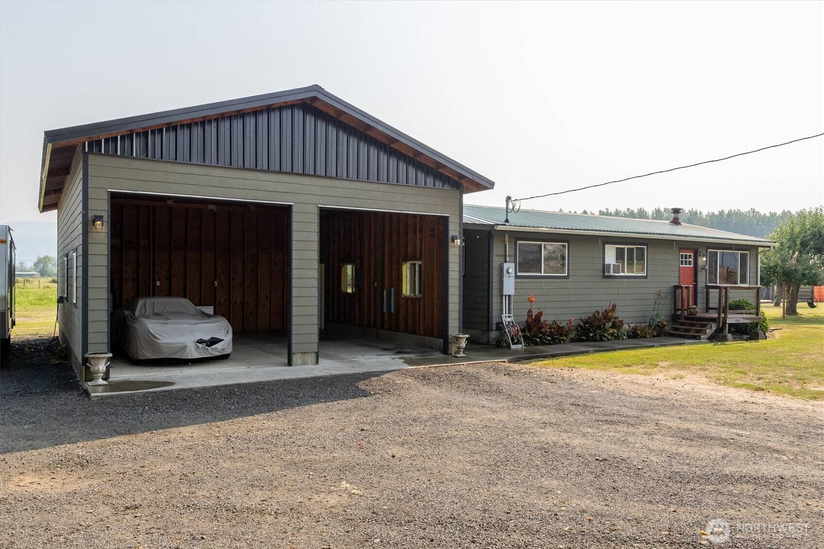 126 W Sunny Sands, Cathlamet, WA 98612