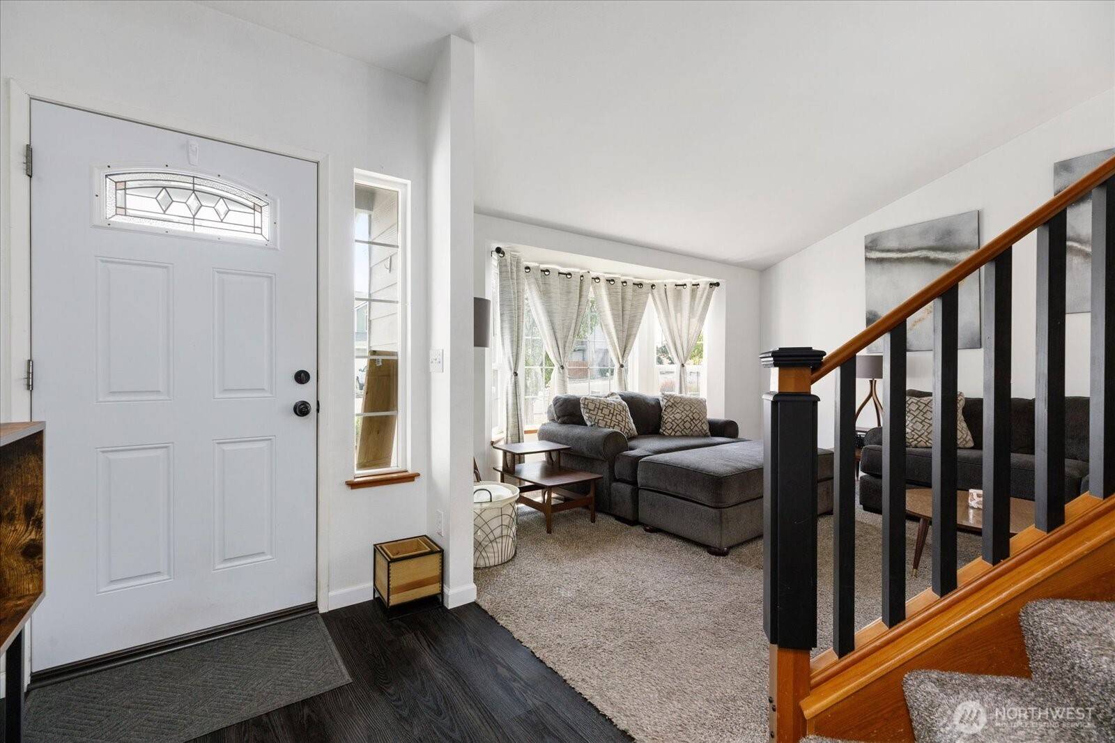 1836 SW Putnam DR, Oak Harbor, WA 98277