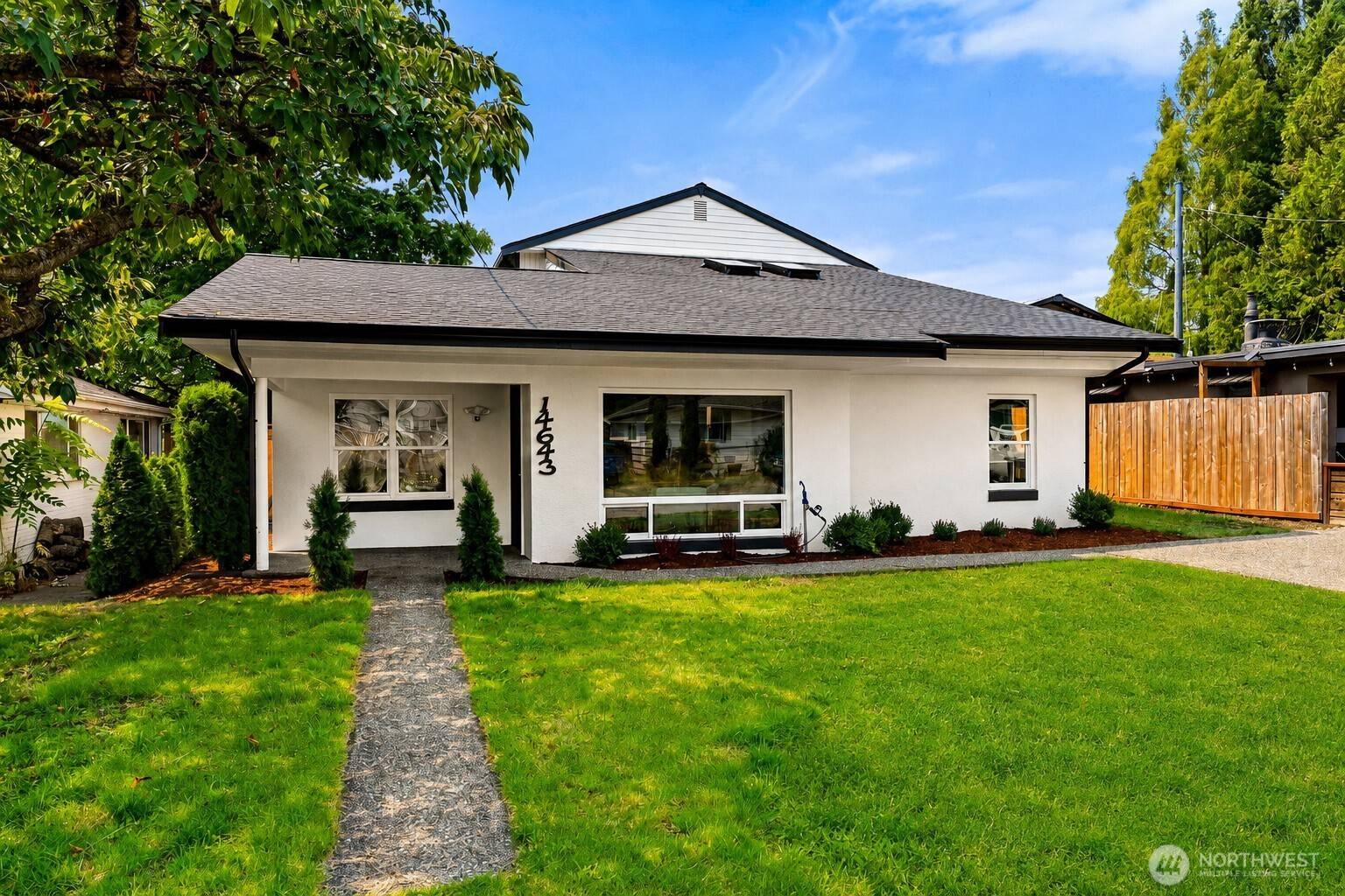 14643 8th AVE SW, Burien, WA 98166