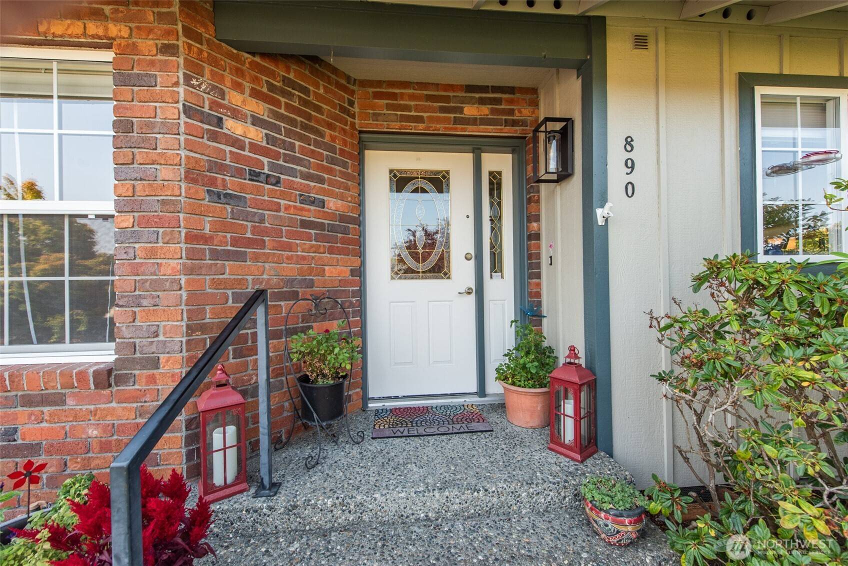 890 N Oxford WAY, Sequim, WA 98382