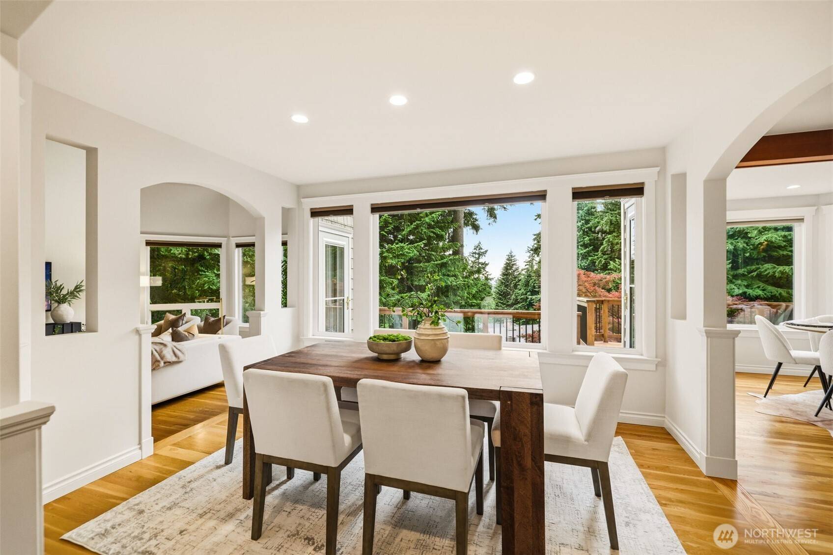 11113 NE 38th PL, Bellevue, WA 98004