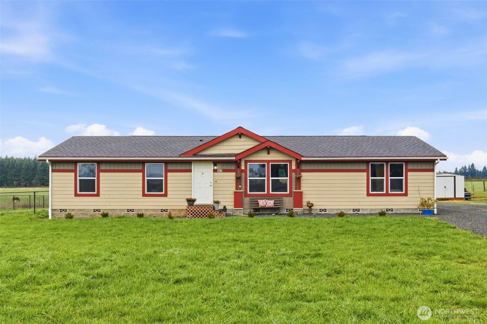 547 N Military RD, Winlock, WA 98596