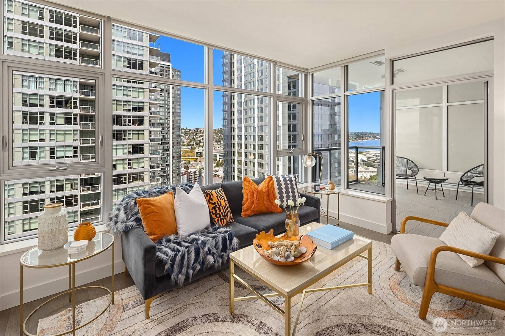 588 Bell ST #2201S, Seattle, WA 98121