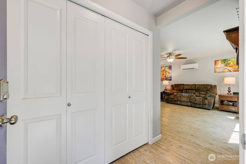 36 Eagleview LN, Port Ludlow, WA 98365