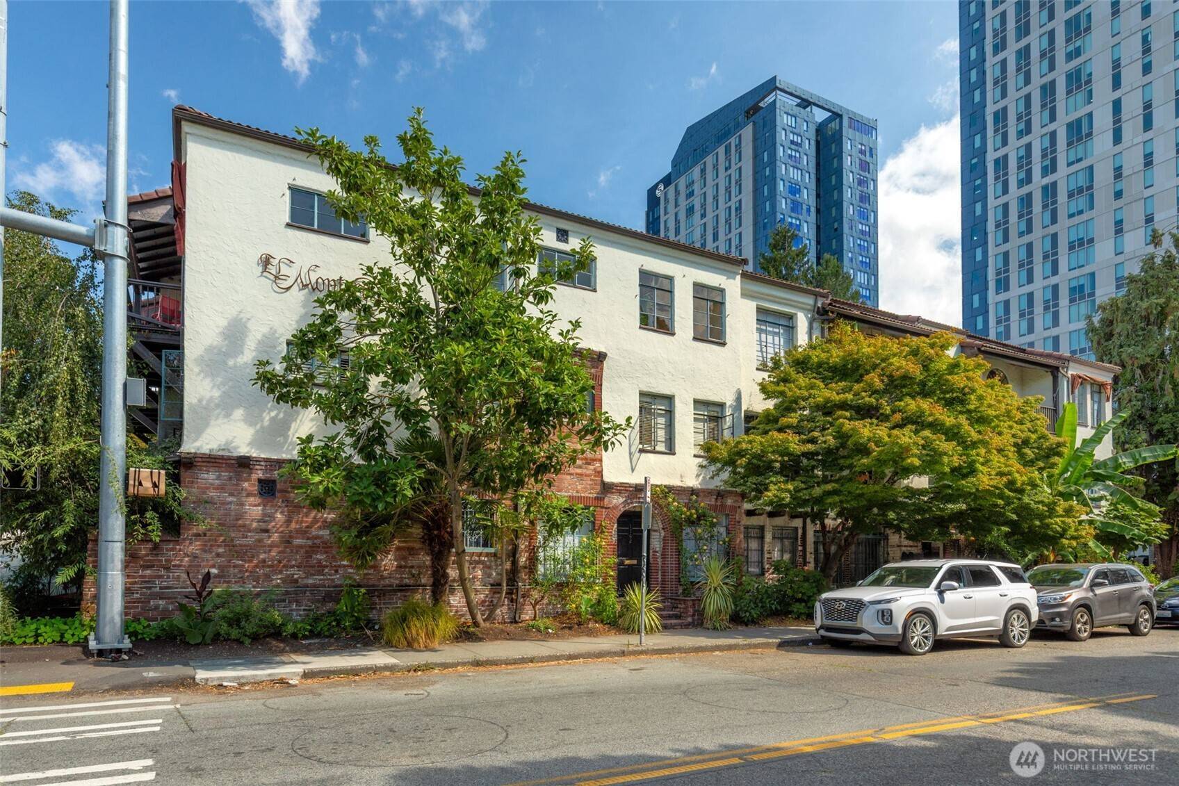 4204 11th AVE NE #17, Seattle, WA 98105