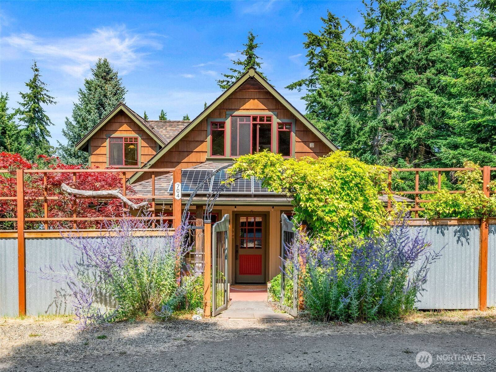 704 V ST, Port Townsend, WA 98368