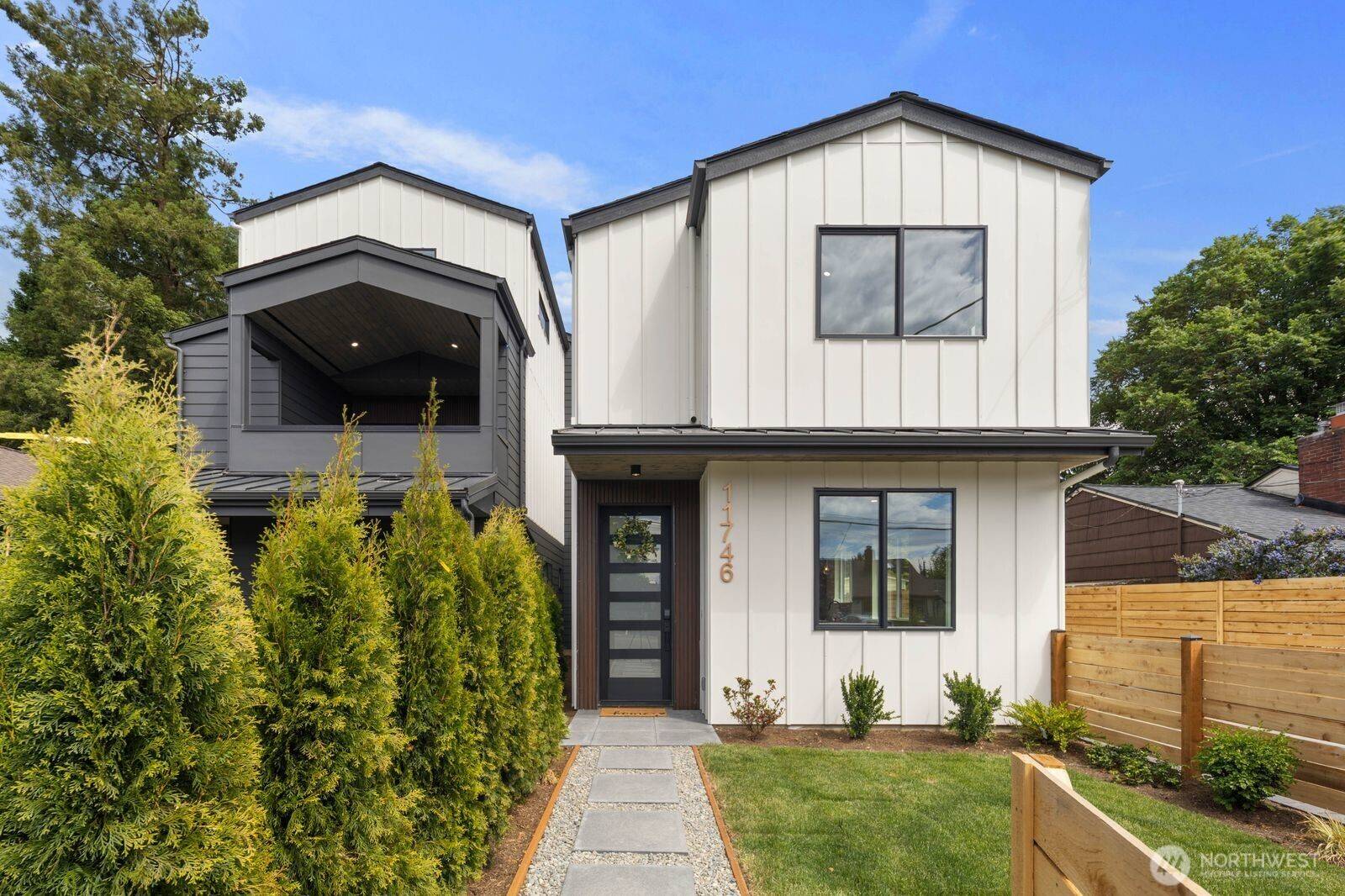 11746 Dayton AVE N, Seattle, WA 98133