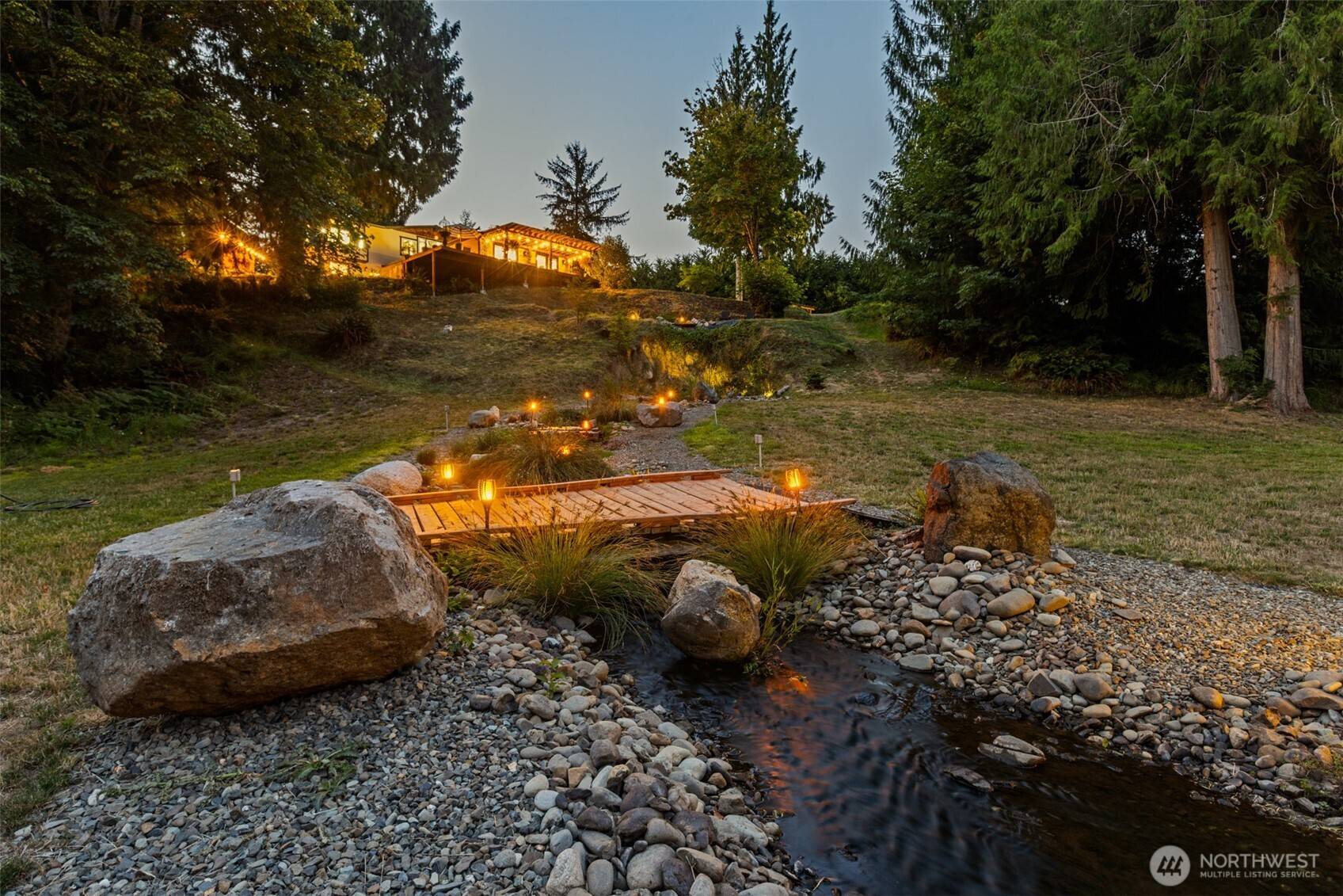 834 Durrwachter RD, Port Angeles, WA 98363