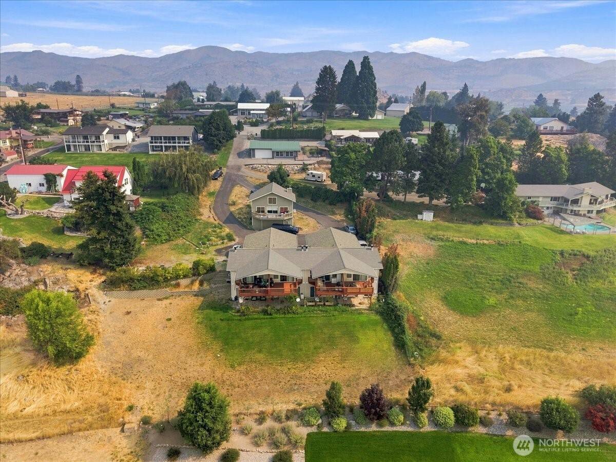 57 Katalpa LN, Manson, WA 98831