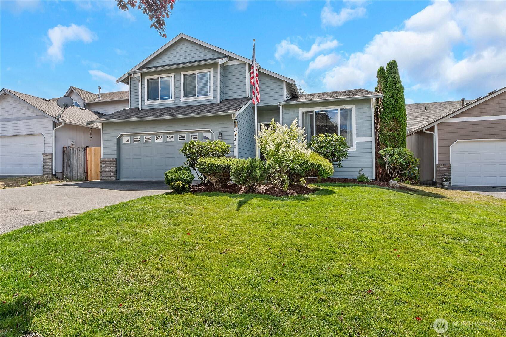 9016 190th ST E, Puyallup, WA 98375