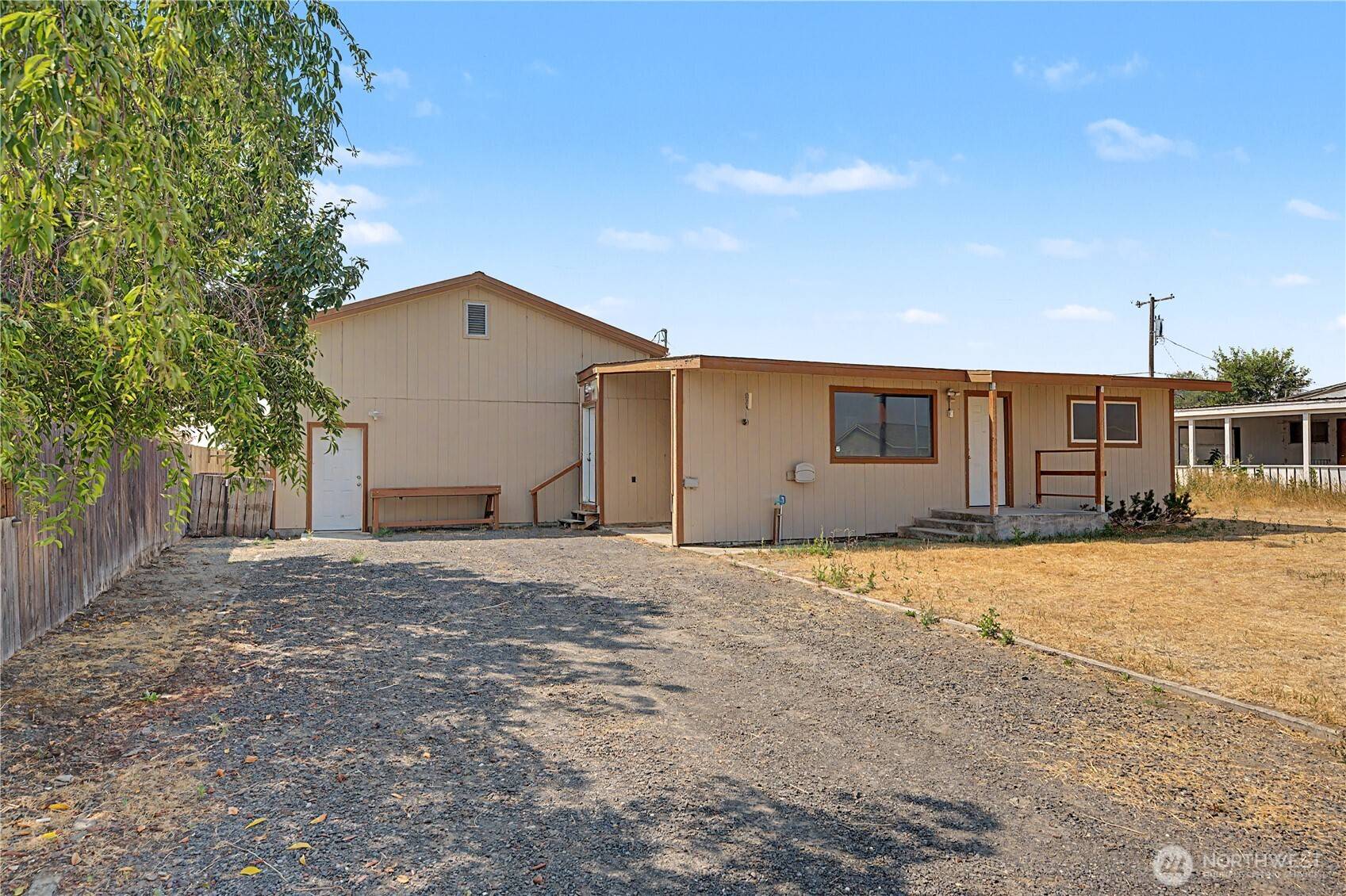 199 E Montmorency BLVD, Quincy, WA 98848