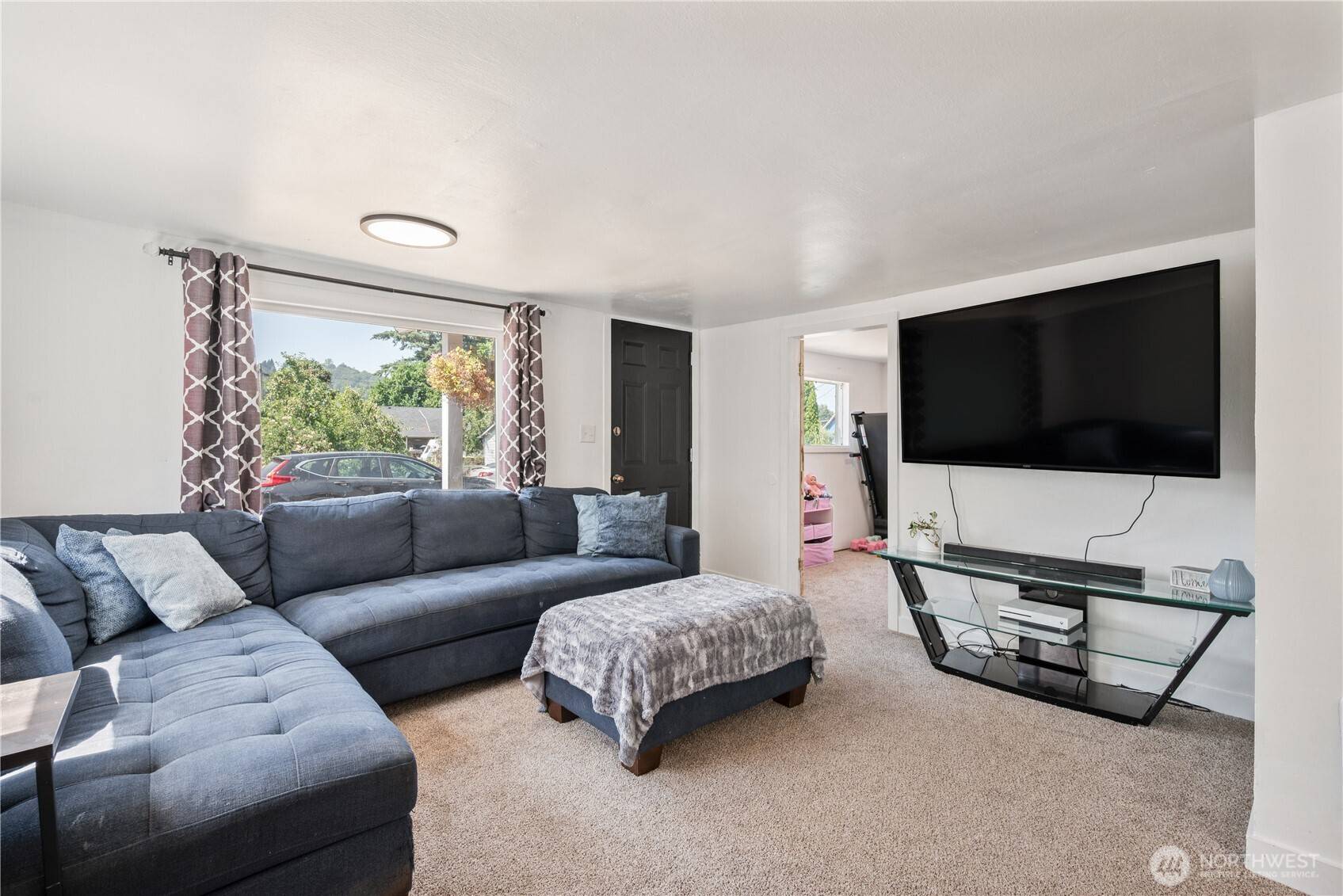 1514 N 1st AVE, Kelso, WA 98626