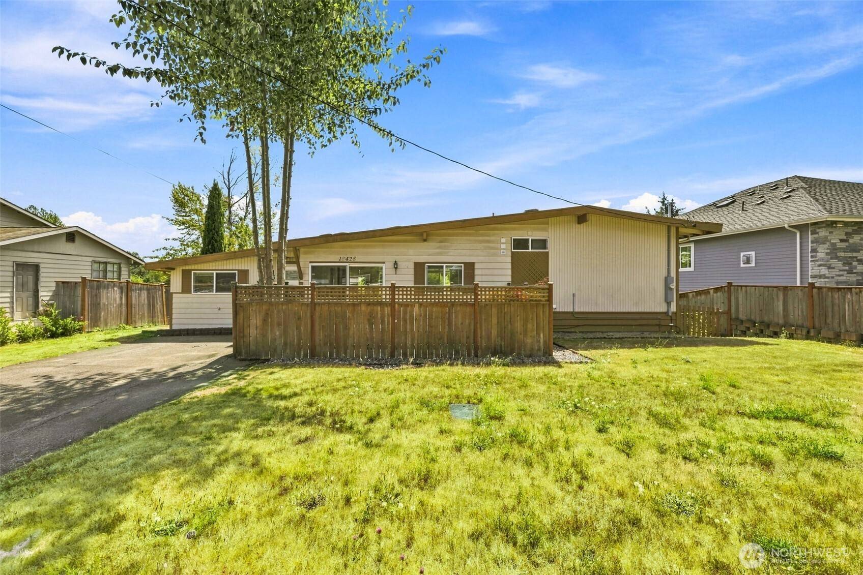 15425 SE 11th ST, Bellevue, WA 98007