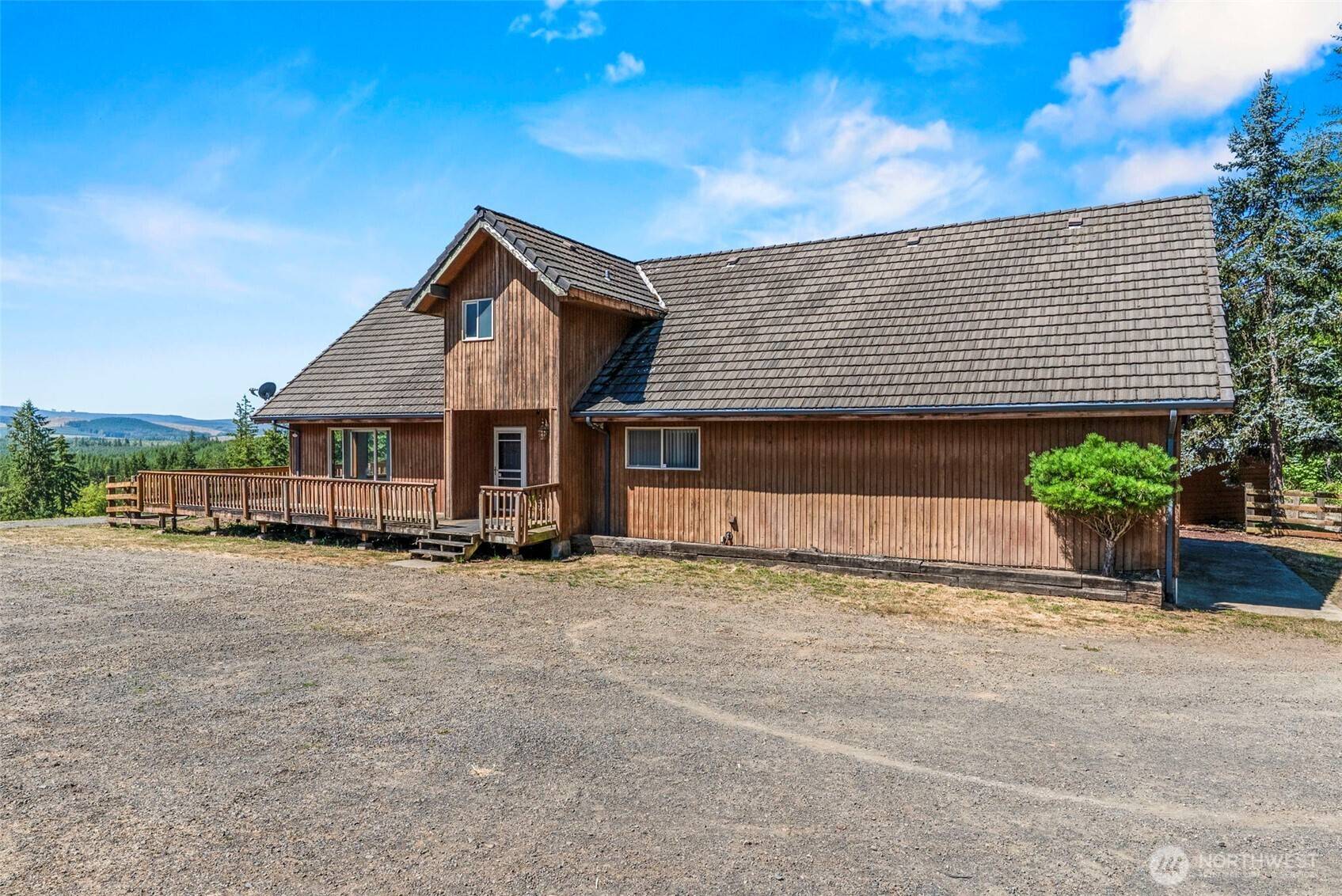 805 Luebke RD, Toutle, WA 98649