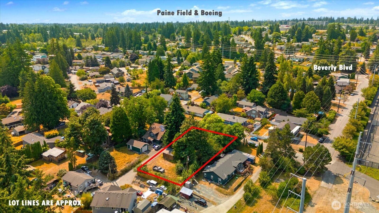 7713 Grant DR, Everett, WA 98103