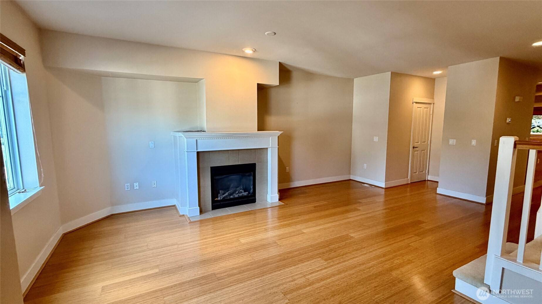 5583 Lakemont Blvd SE #1603, Bellevue, WA 98006