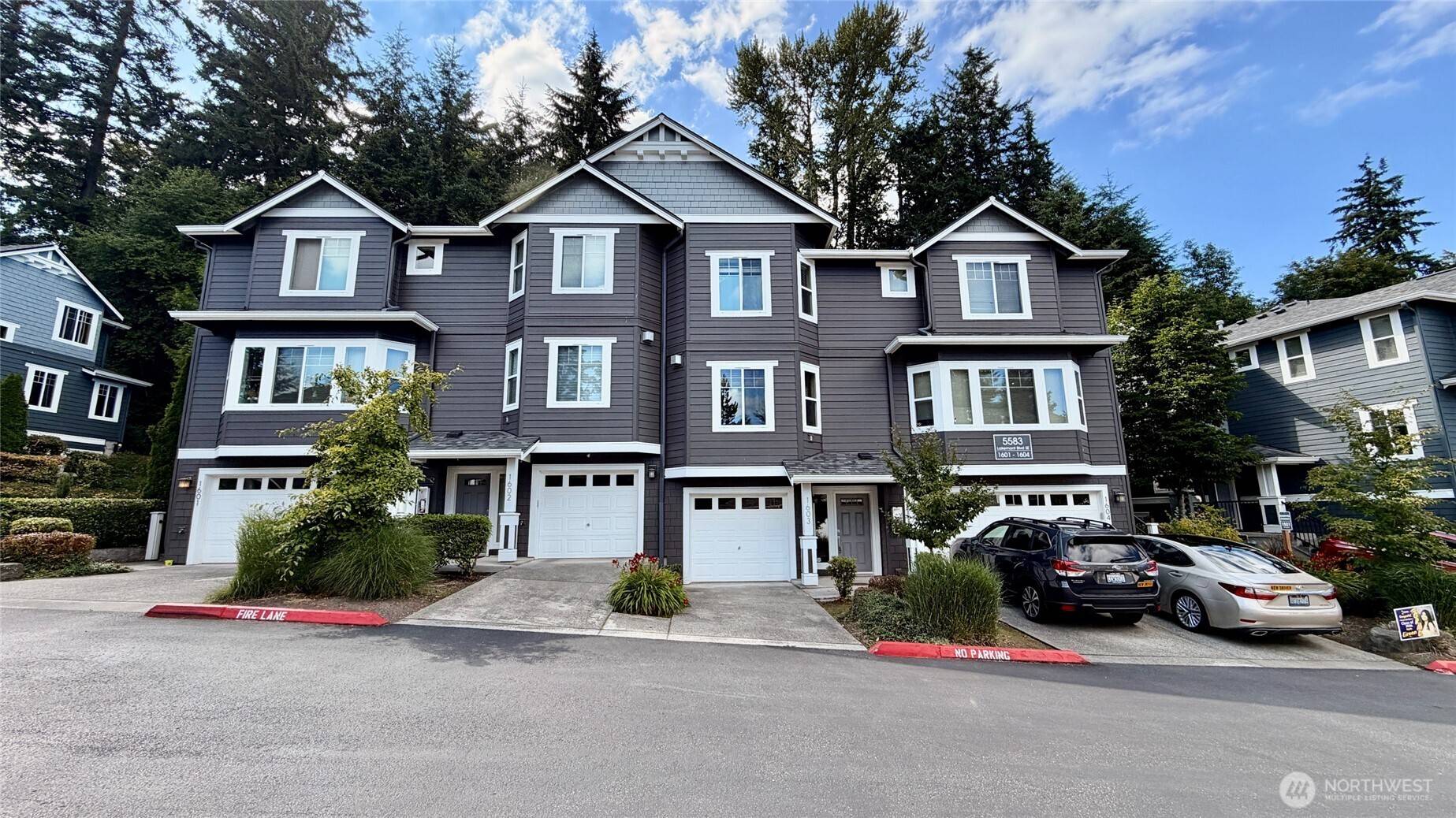 5583 Lakemont Blvd SE #1603, Bellevue, WA 98006