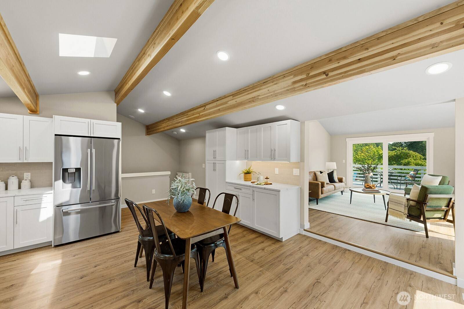 22738 SE 22nd PL, Sammamish, WA 98075