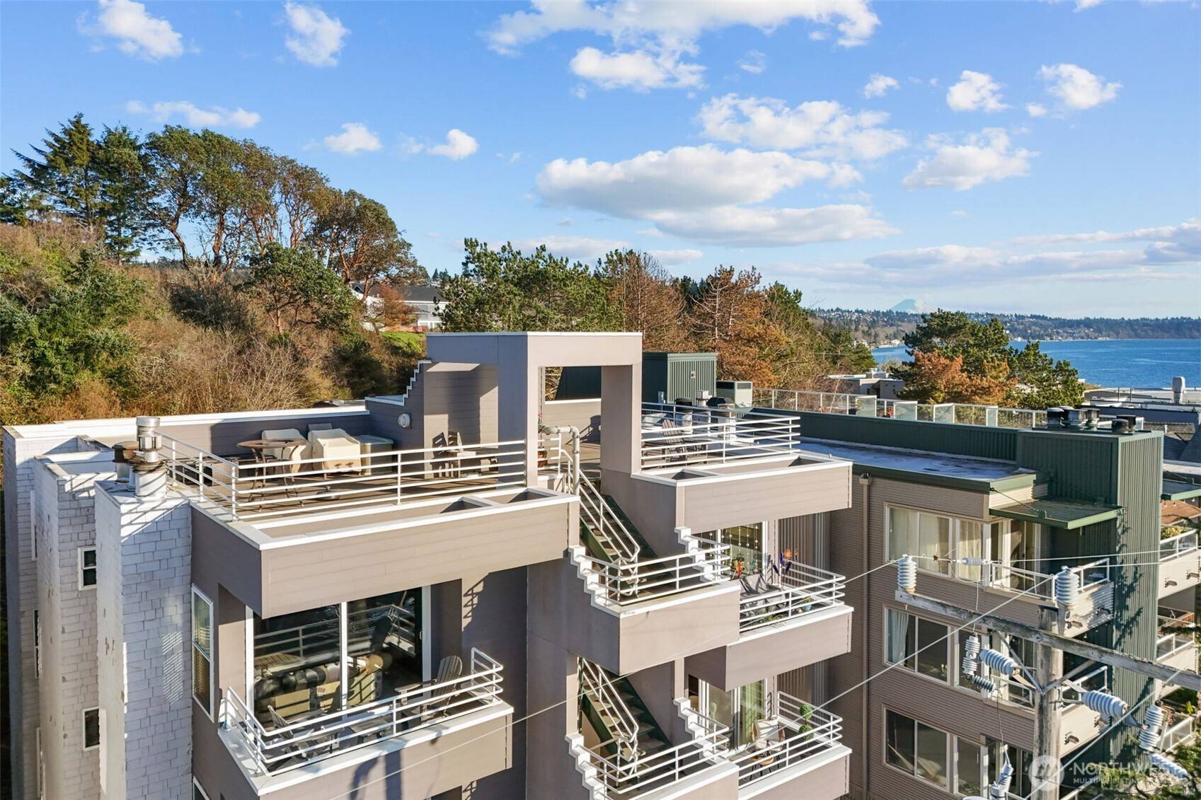 3200 Alki AVE SW #301, Seattle, WA 98116