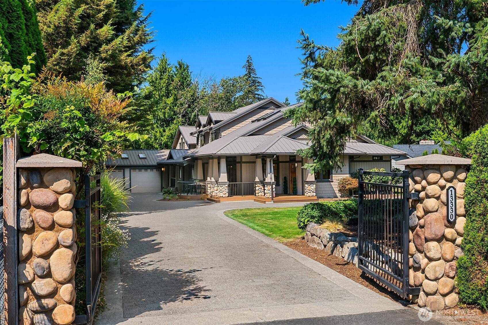 13330 NE 80th ST, Redmond, WA 98052