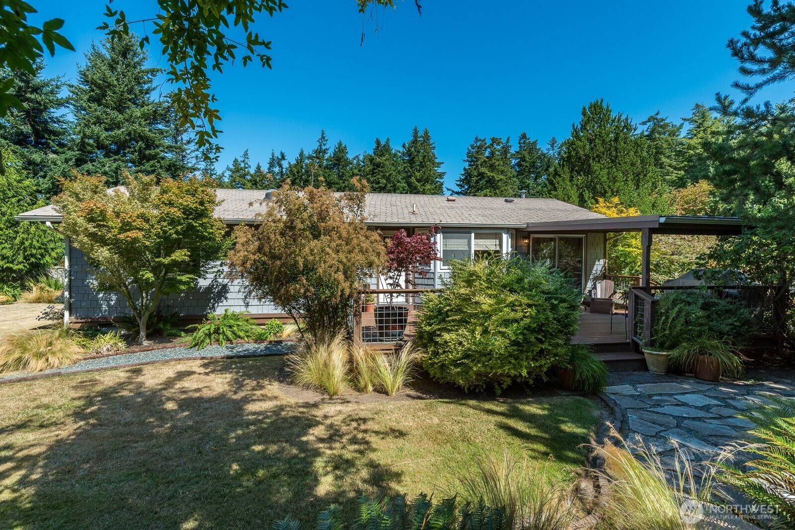 1607 NE Parker RD, Coupeville, WA 98239