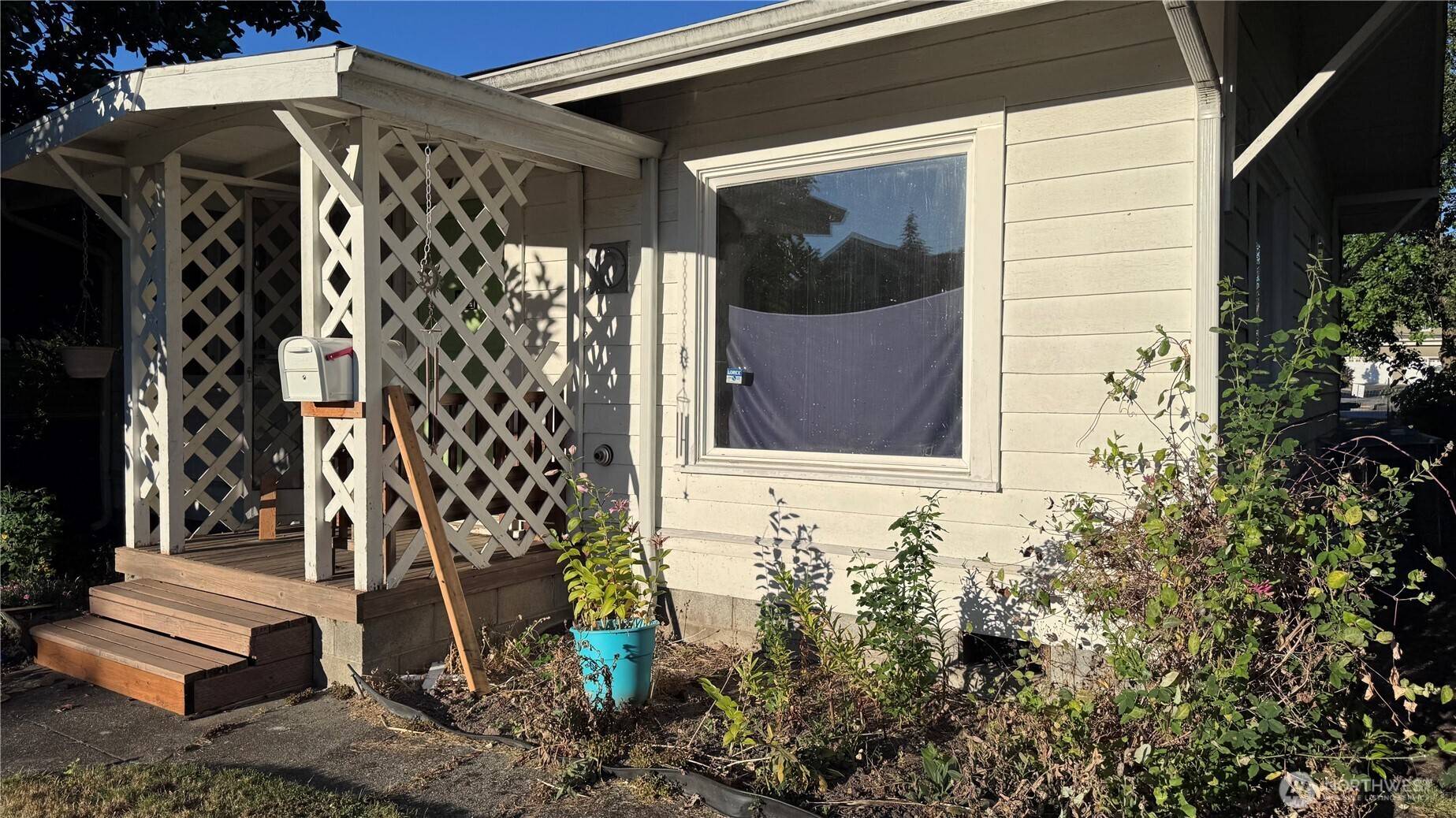 2422 Kulshan ST, Bellingham, WA 98225
