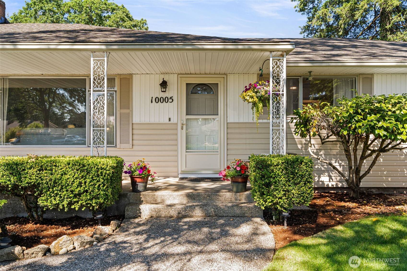 10005 Becker DR SW, Lakewood, WA 98499