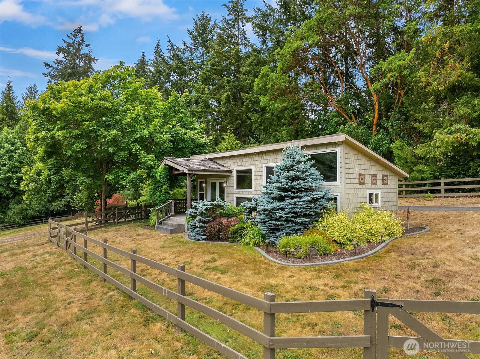 7035 High School RD NE, Bainbridge Island, WA 98110