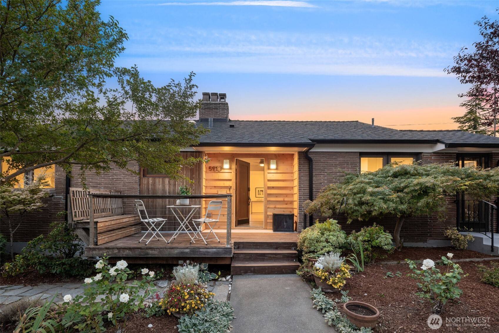 5903 36th AVE SW, Seattle, WA 98126