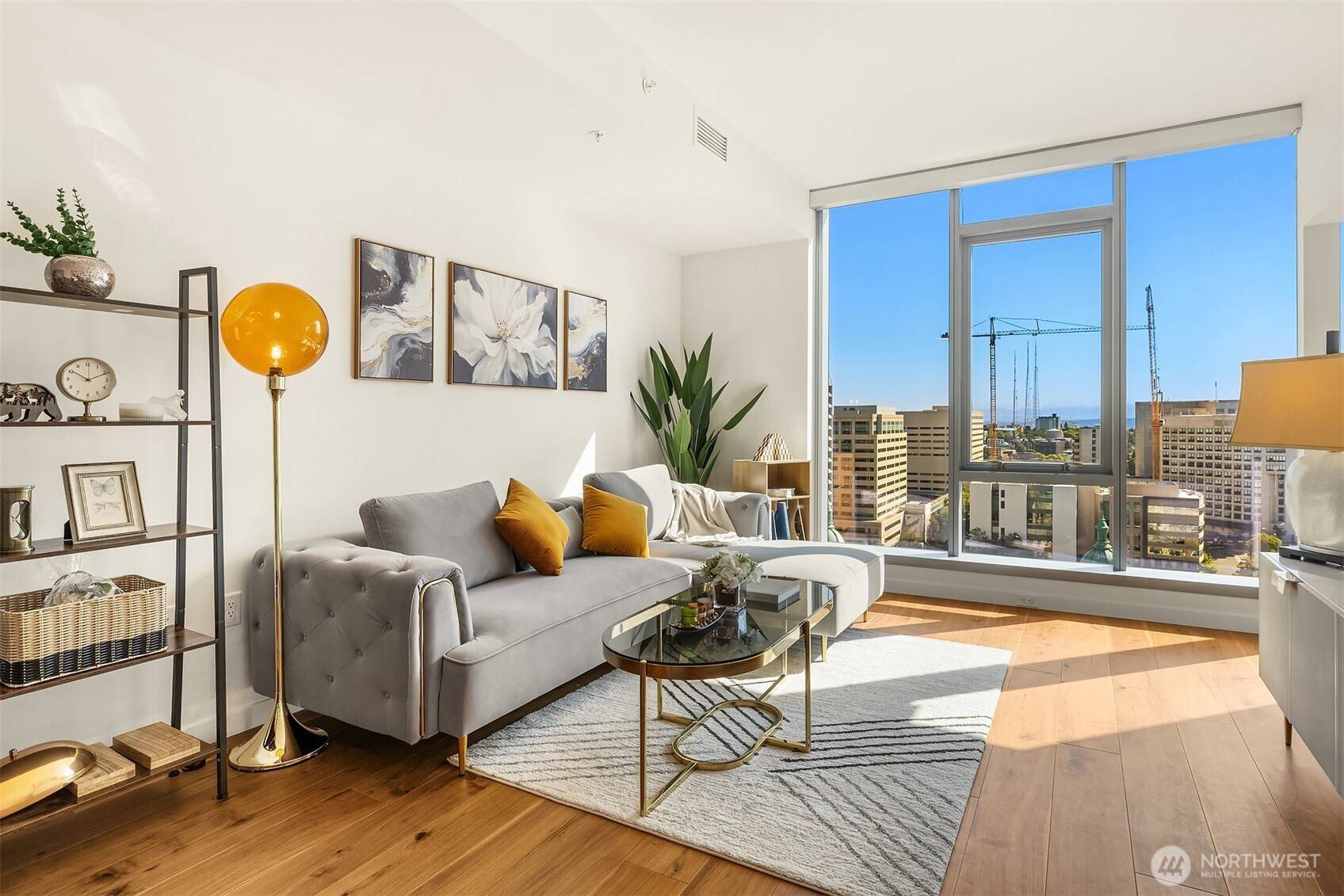 800 Columbia ST #2607, Seattle, WA 98104
