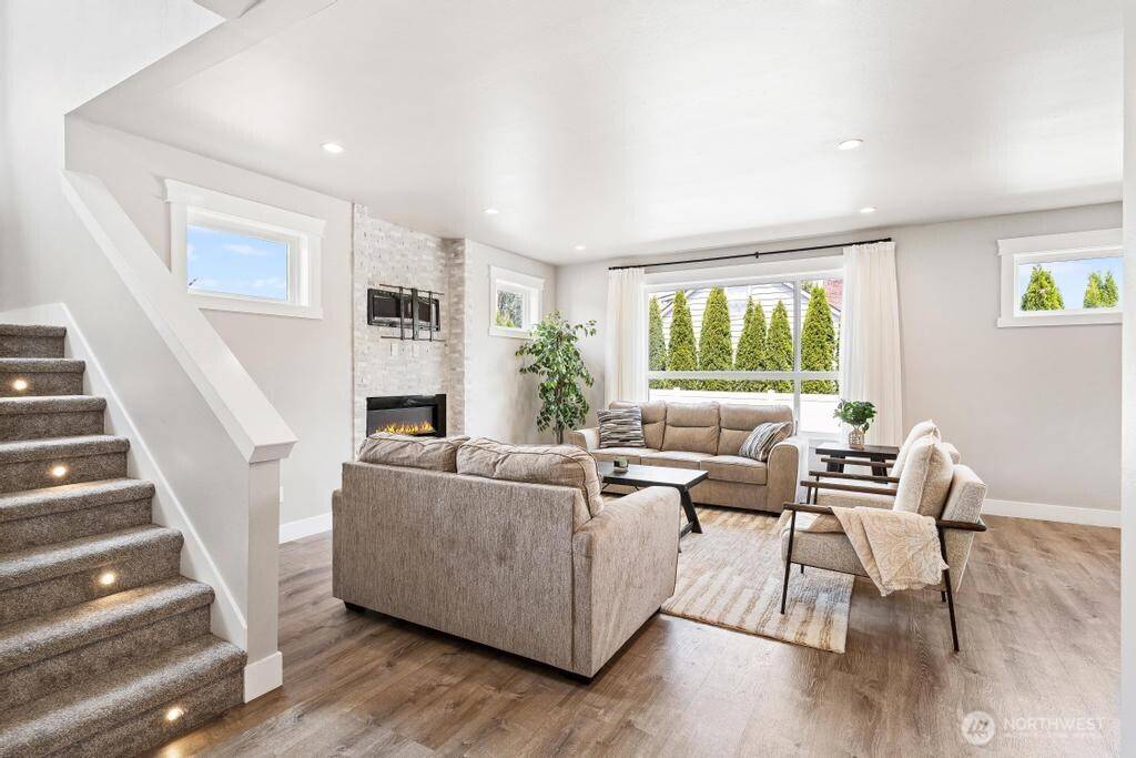 1837 Barrington LN, Burlington, WA 98233