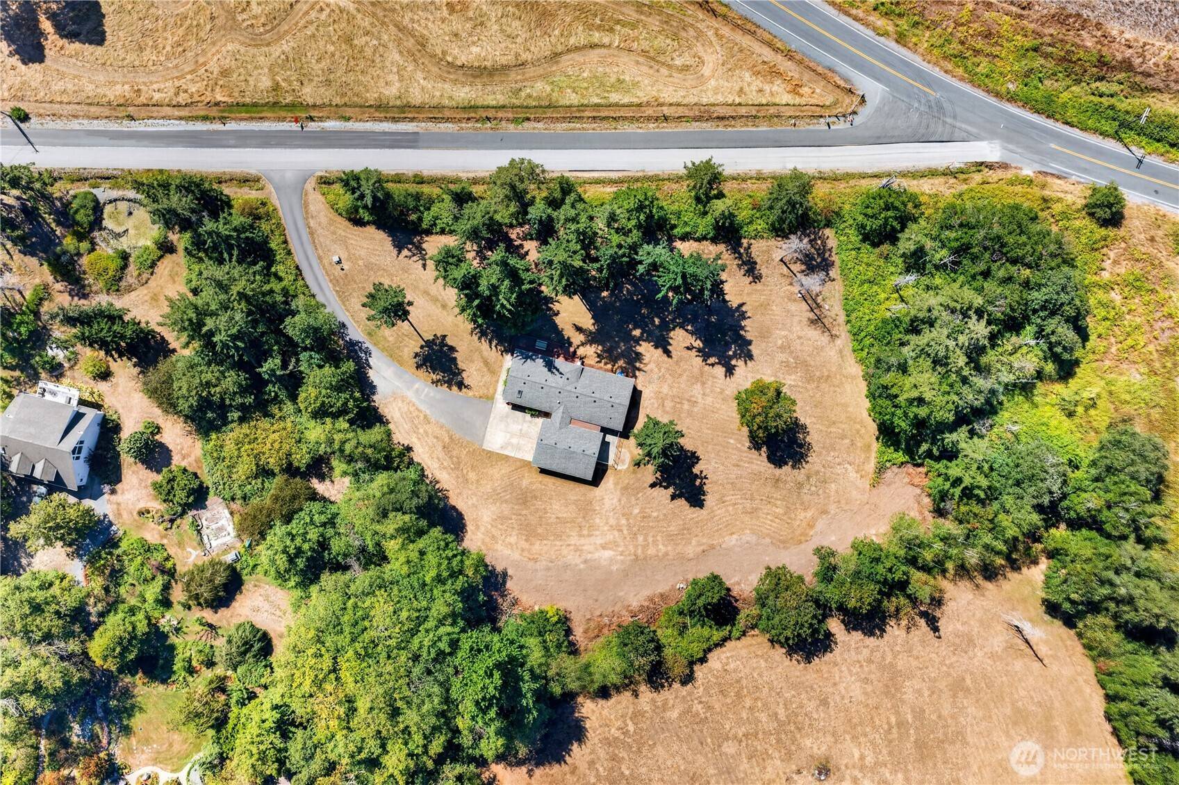 12953 Marihugh RD, Mount Vernon, WA 98273