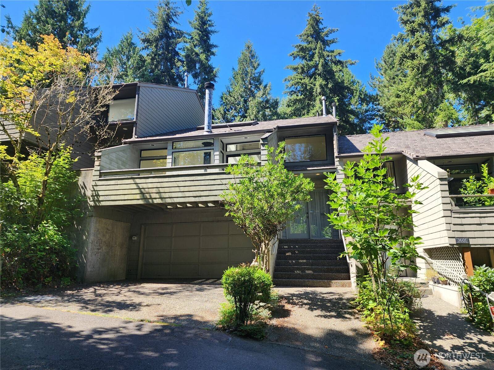 3605 93rd AVE SE, Mercer Island, WA 98040