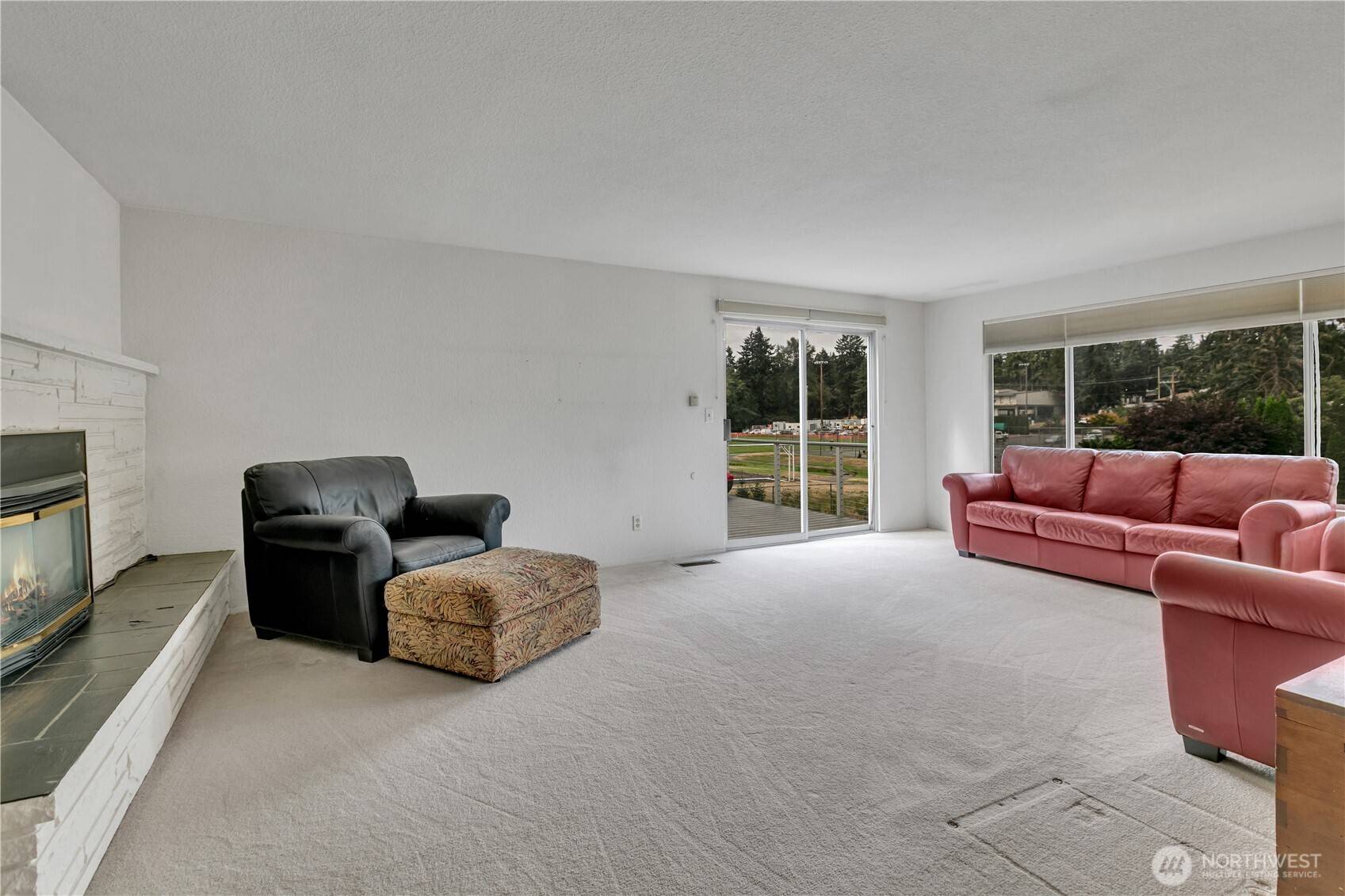 530 FORREST PARK DR, Fircrest, WA 98466