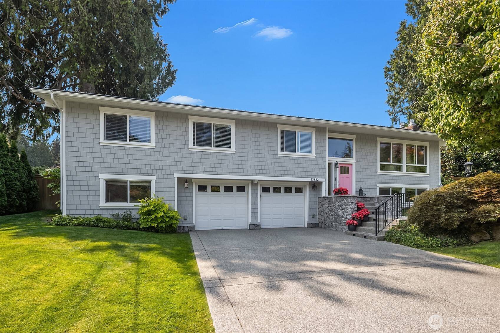 23832 110th PL W, Woodway, WA 98020