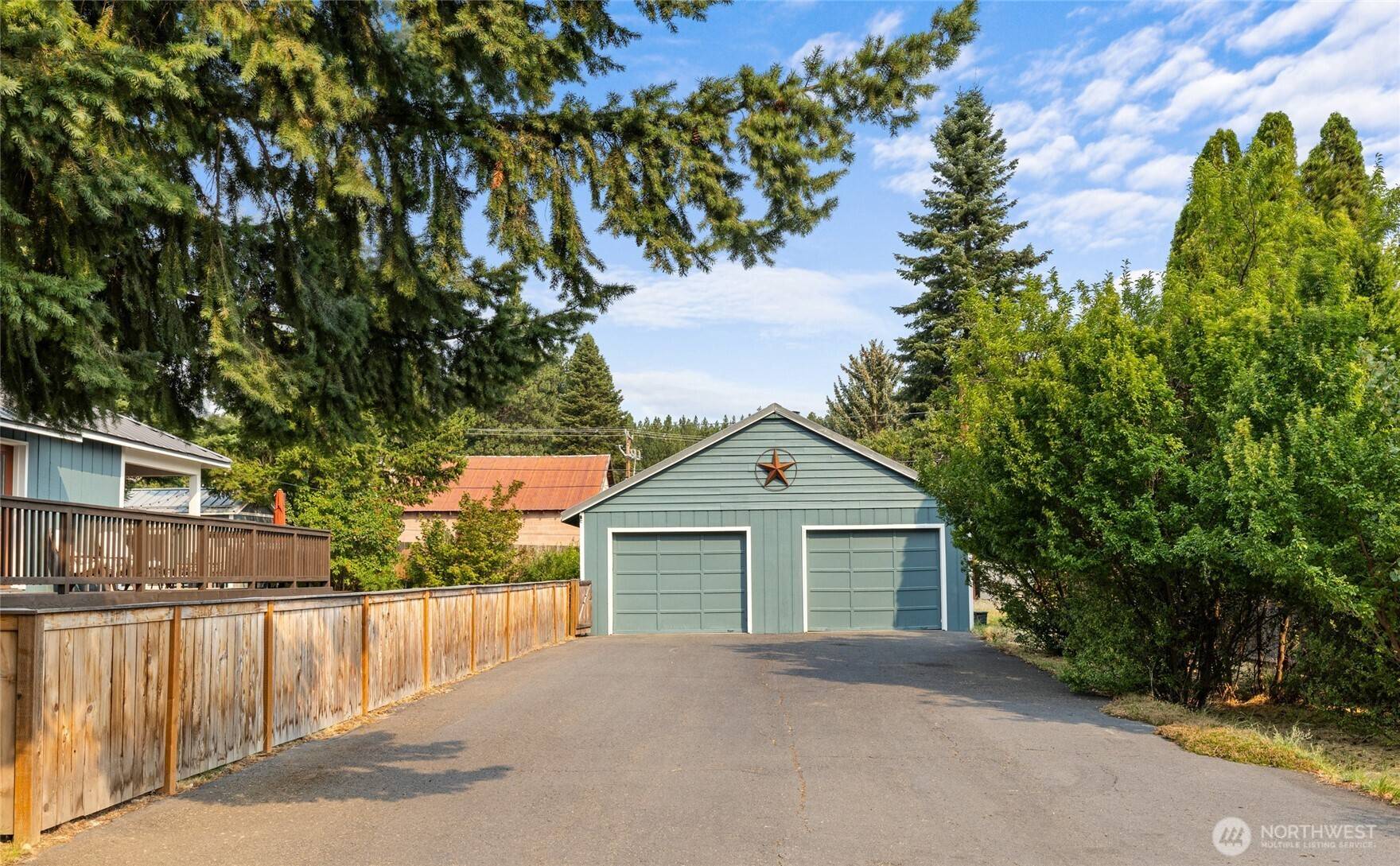 407 W Utah ST, Roslyn, WA 98941