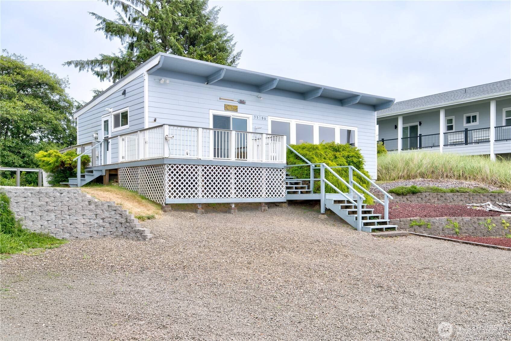35200 J PL, Ocean Park, WA 98640