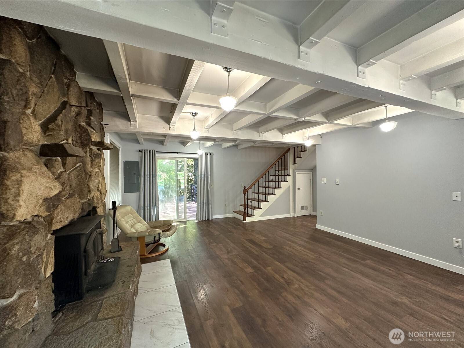161 E Forest DR, Belfair, WA 98528