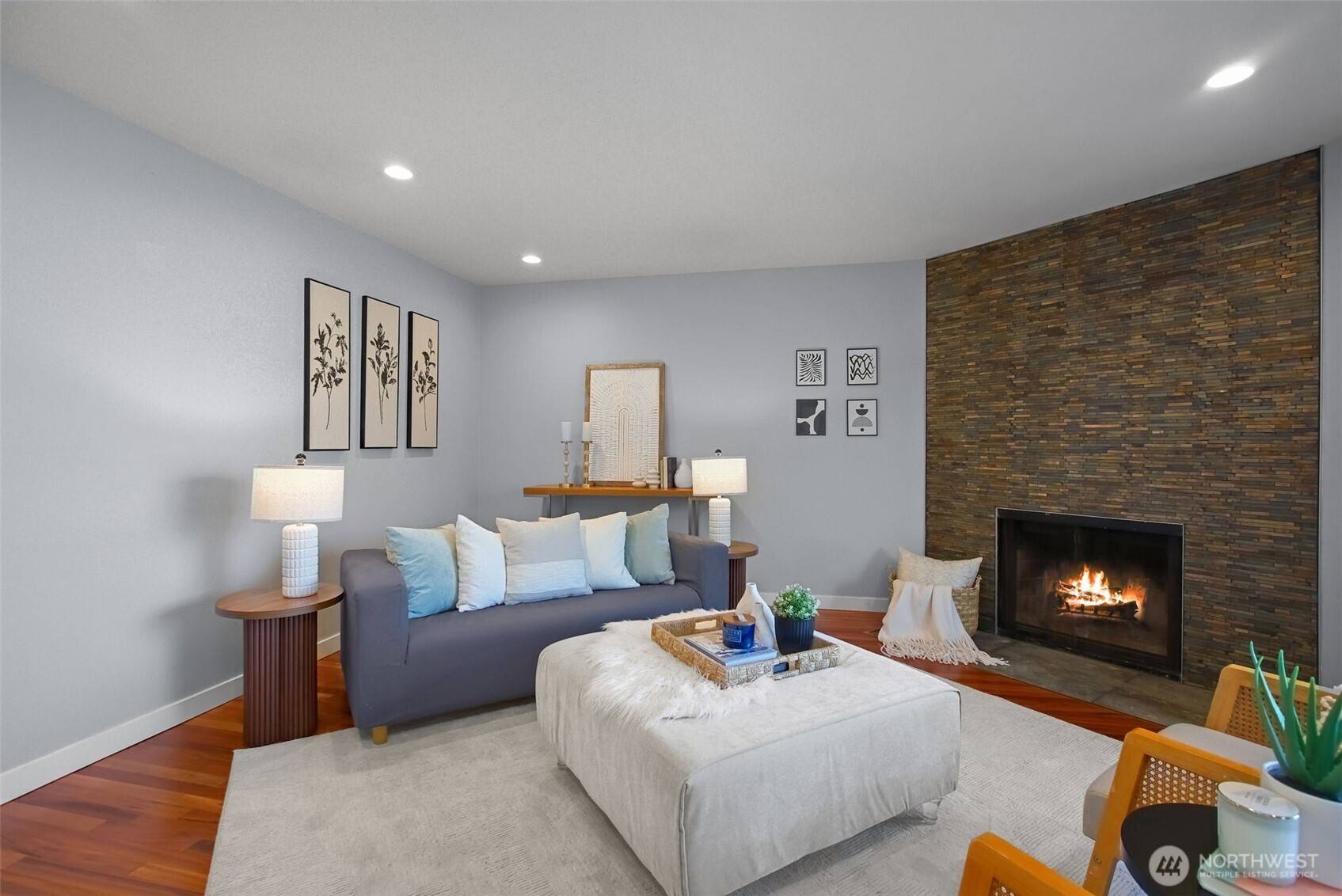 17430 Ambaum BLVD S #8, Seattle, WA 98148