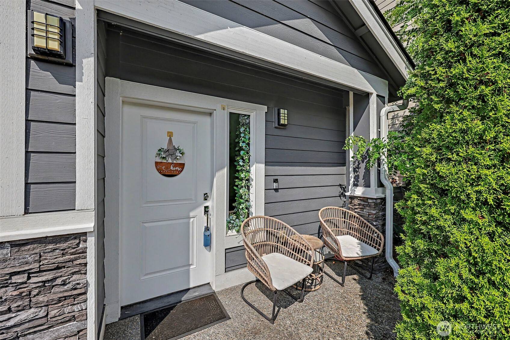 2704 S 120th PL, Burien, WA 98168