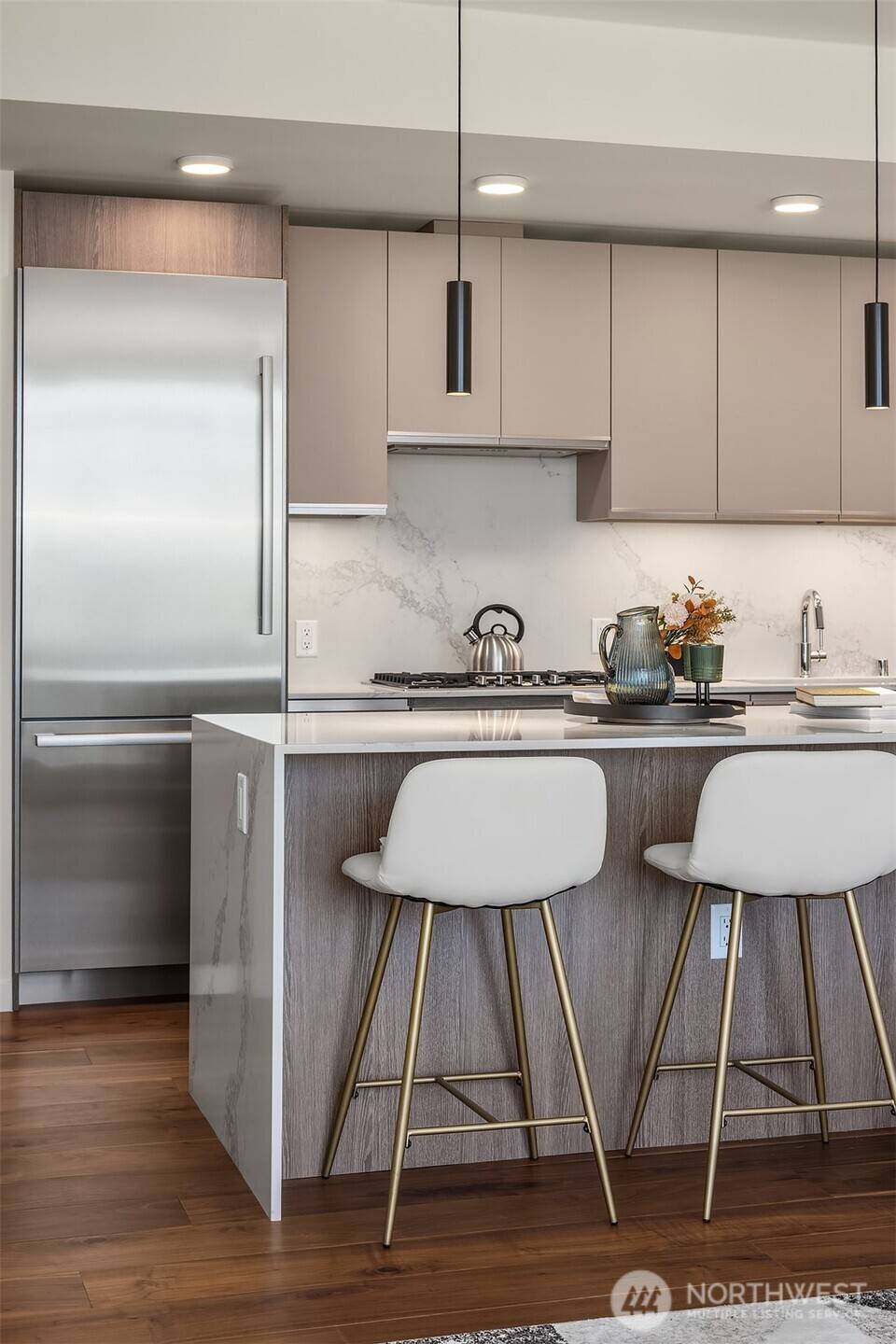 800 Columbia ST #2609, Seattle, WA 98104