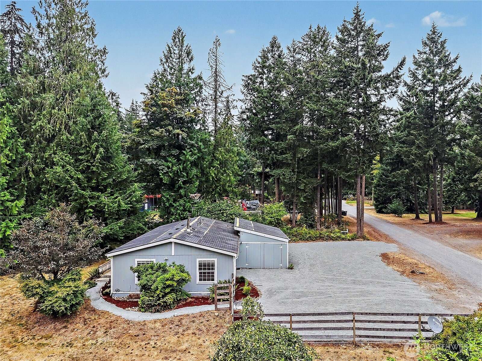 19706 215th ST E, Orting, WA 98360