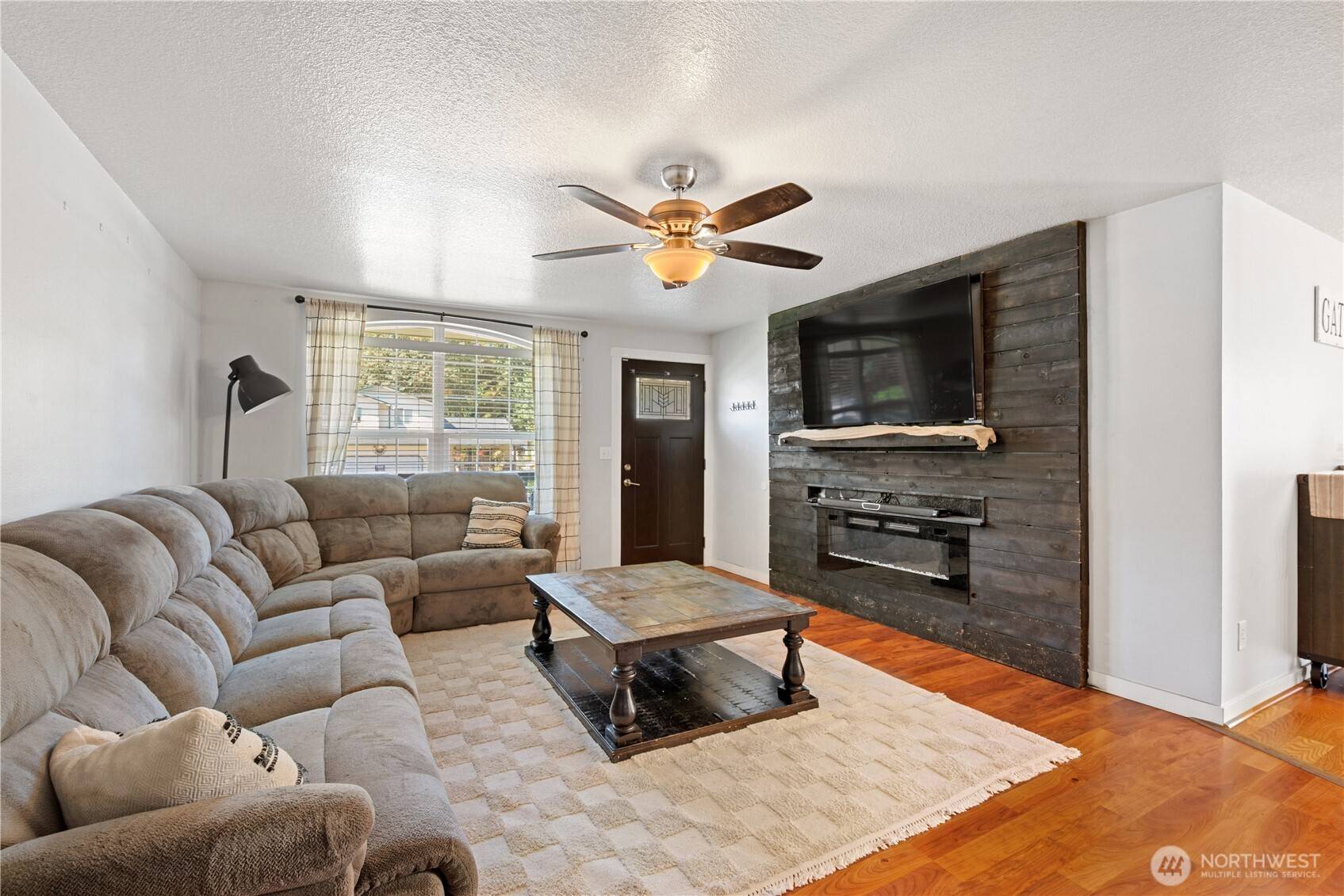 148 Greystone RD, Kalama, WA 98625