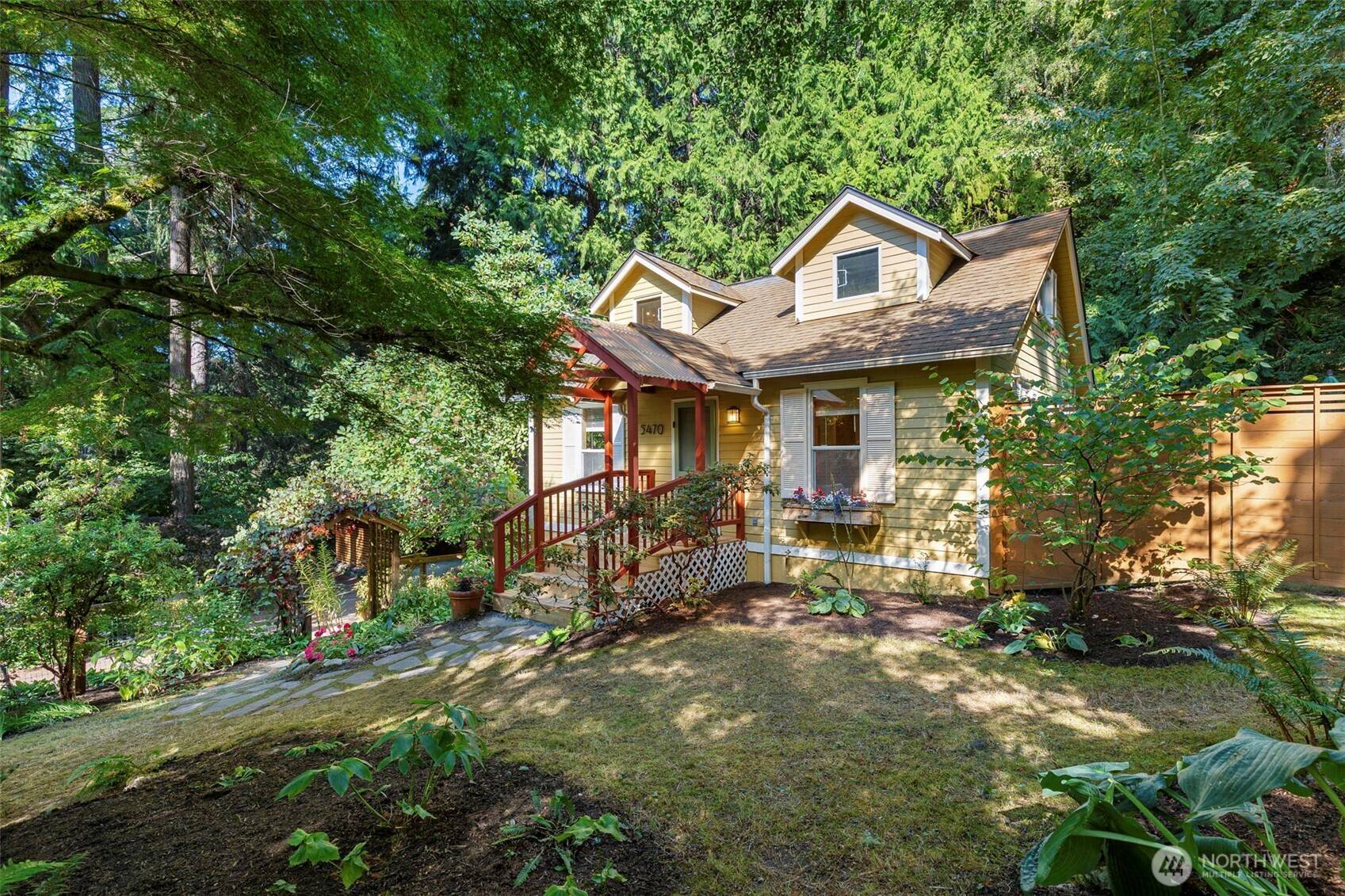 5470 Taylor AVE NE, Bainbridge Island, WA 98110