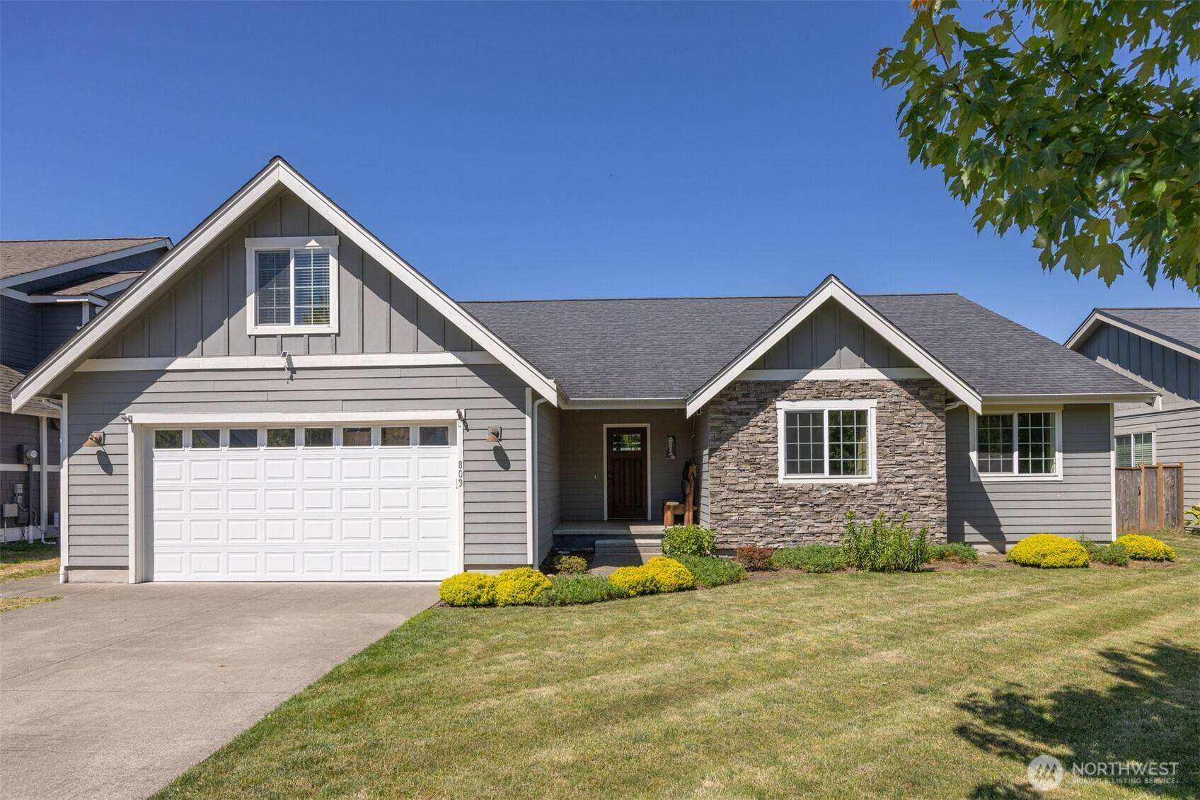 803 Mapleridge DR, Everson, WA 98247