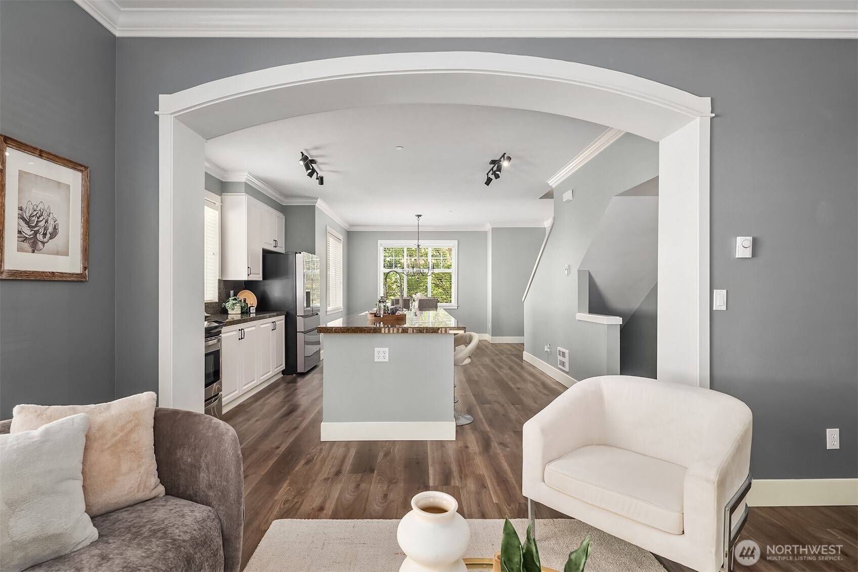 22534 NE Alder Crest LN, Redmond, WA 98053