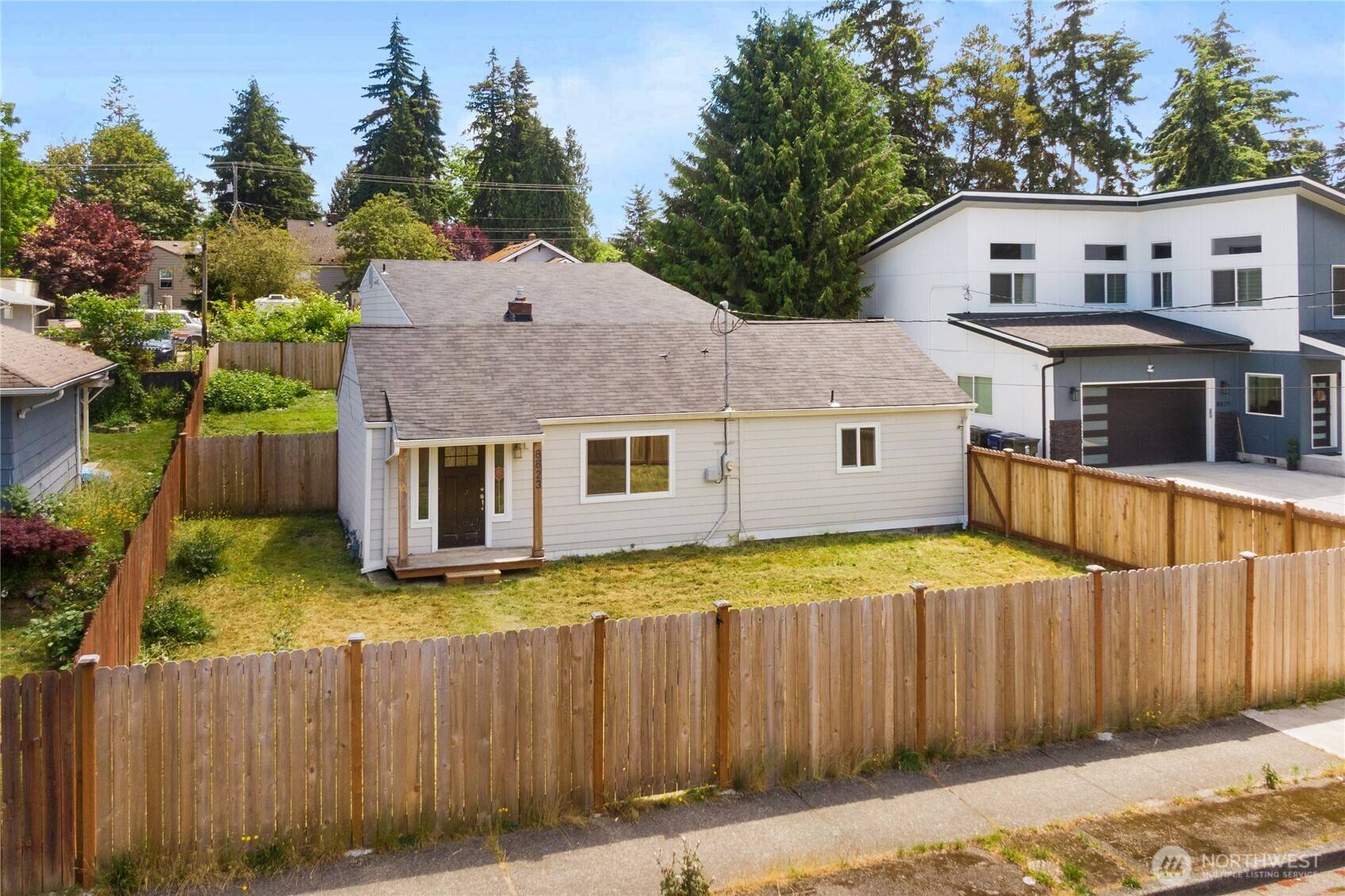 8823 S Yakima AVE, Tacoma, WA 98444