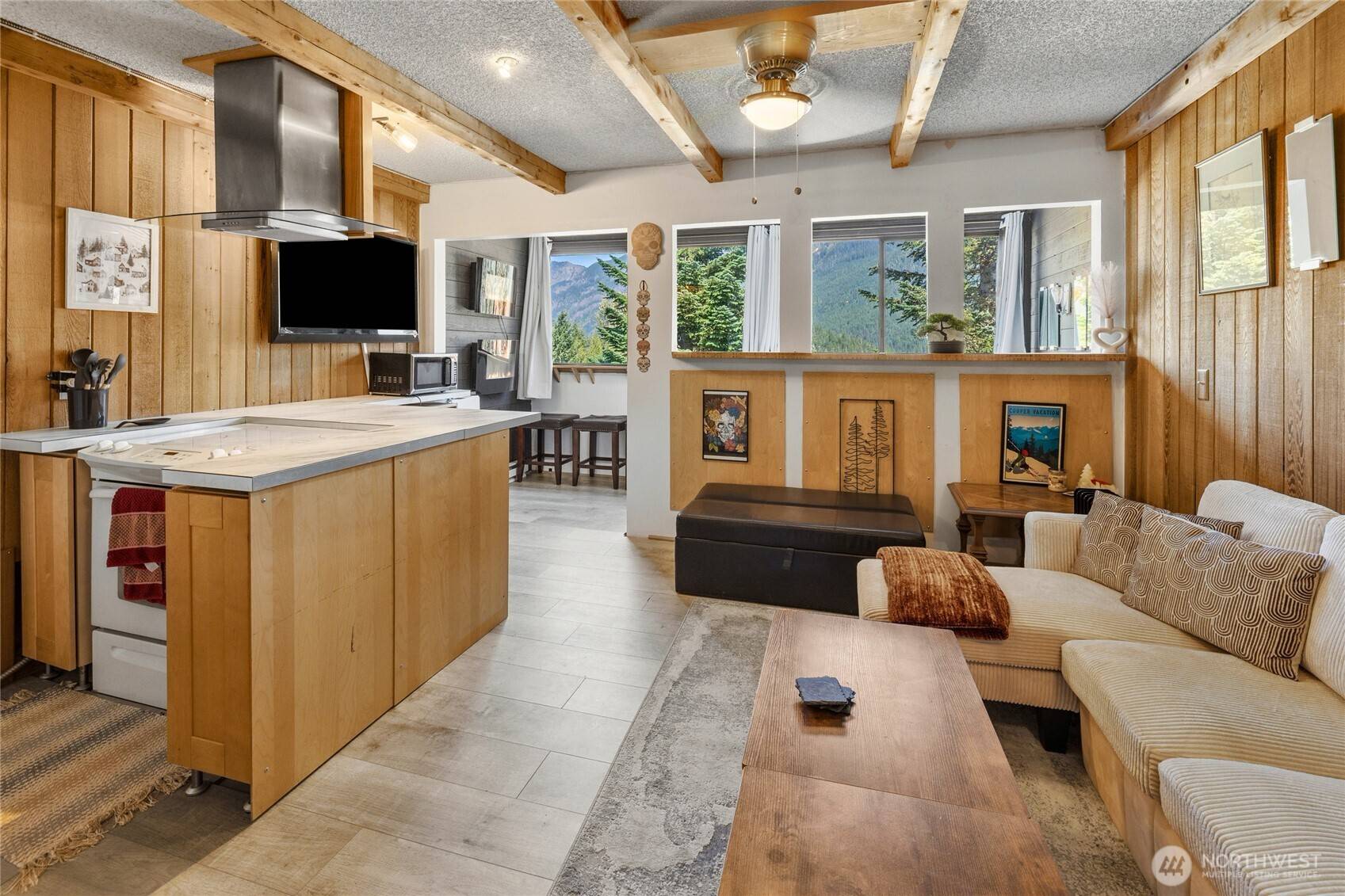 223 Hyak DR E #617, Snoqualmie Pass, WA 98068