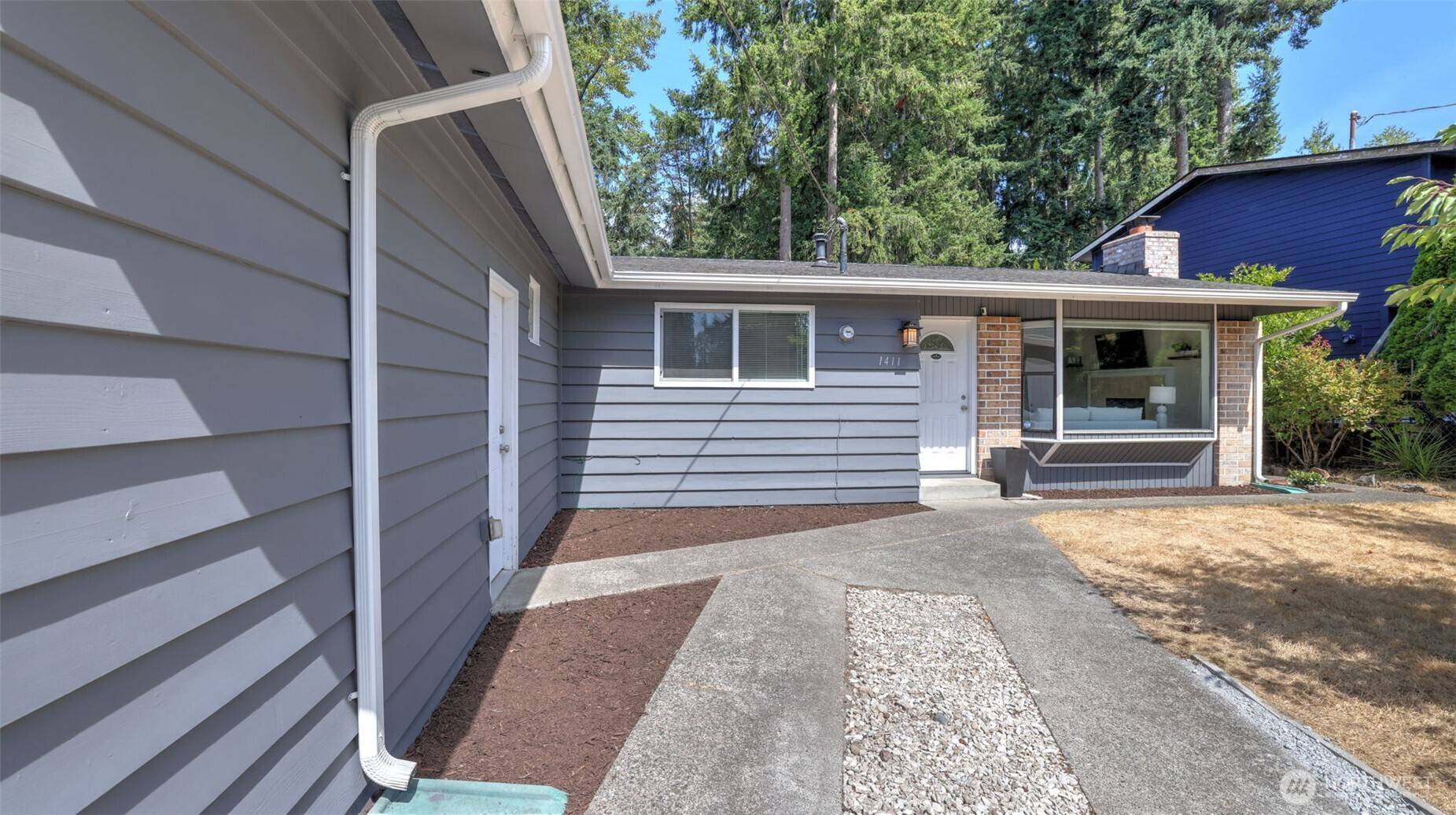 1411 211th PL SW, Lynnwood, WA 98036